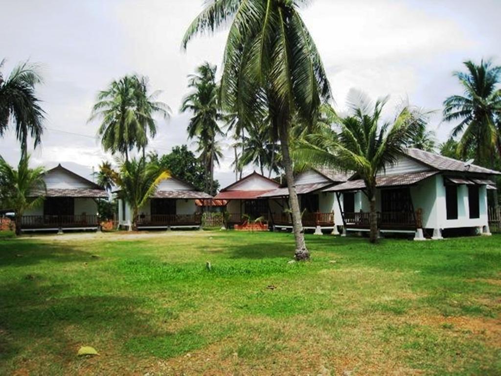 Bohok Guesthouse Pantai Cenang (Langkawi) Exterior photo
